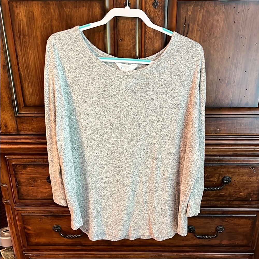 Market & Spruce Gray 3/4 Sleeve Relaxed Top